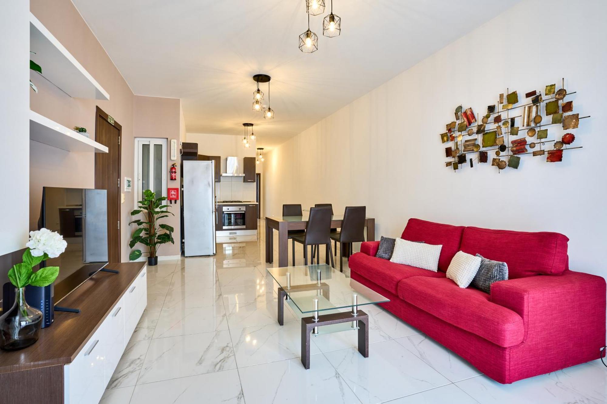 Modern Sea Side 2 Bedroom In The Heart Of Qawra Apartment *